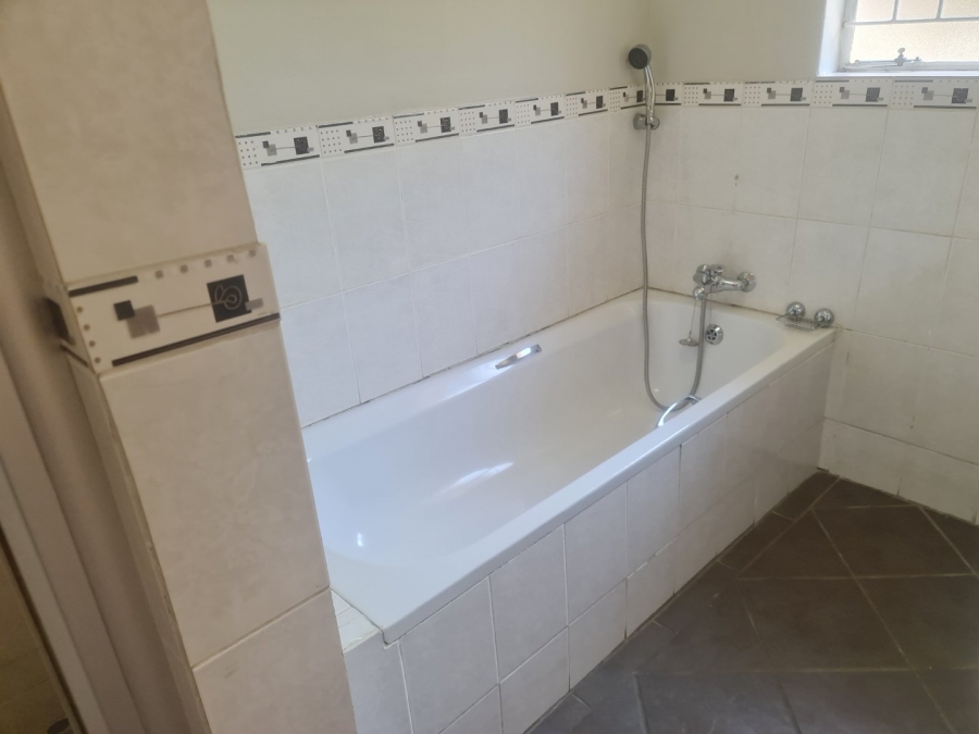 3 Bedroom Property for Sale in Waterval East North West